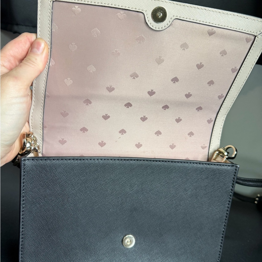KATE SPADE Two-Tone White and Black Chain Strap Crossbody - Picture 2 of 5